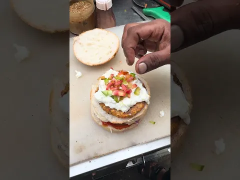 1 burger 130 ka #greatindianthali #food #specialthali #specialfood #foodie #streetfood