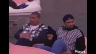 و قالها يا بيبي      مرات يا سيد دندنها
