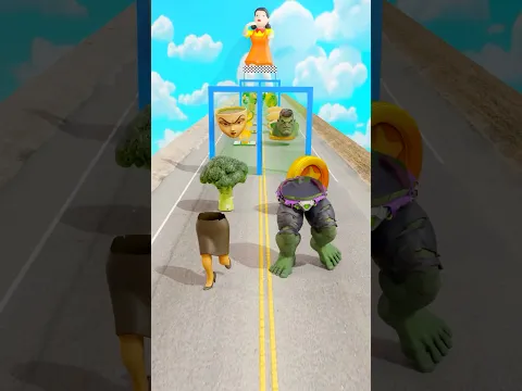 Espressona Signora vs HULK in Build a Queen! Funny Epic Challenge