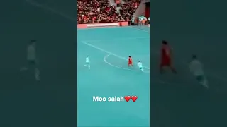 هنا ساسكت قليلا احتراما وتقديرا لهذا الجميل 