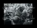 1952 London wedding of actors Elizabeth Taylor to Michael Wilding