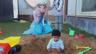 نواف ولانا دفنوا عبودي الصغير السا تساعدهم 