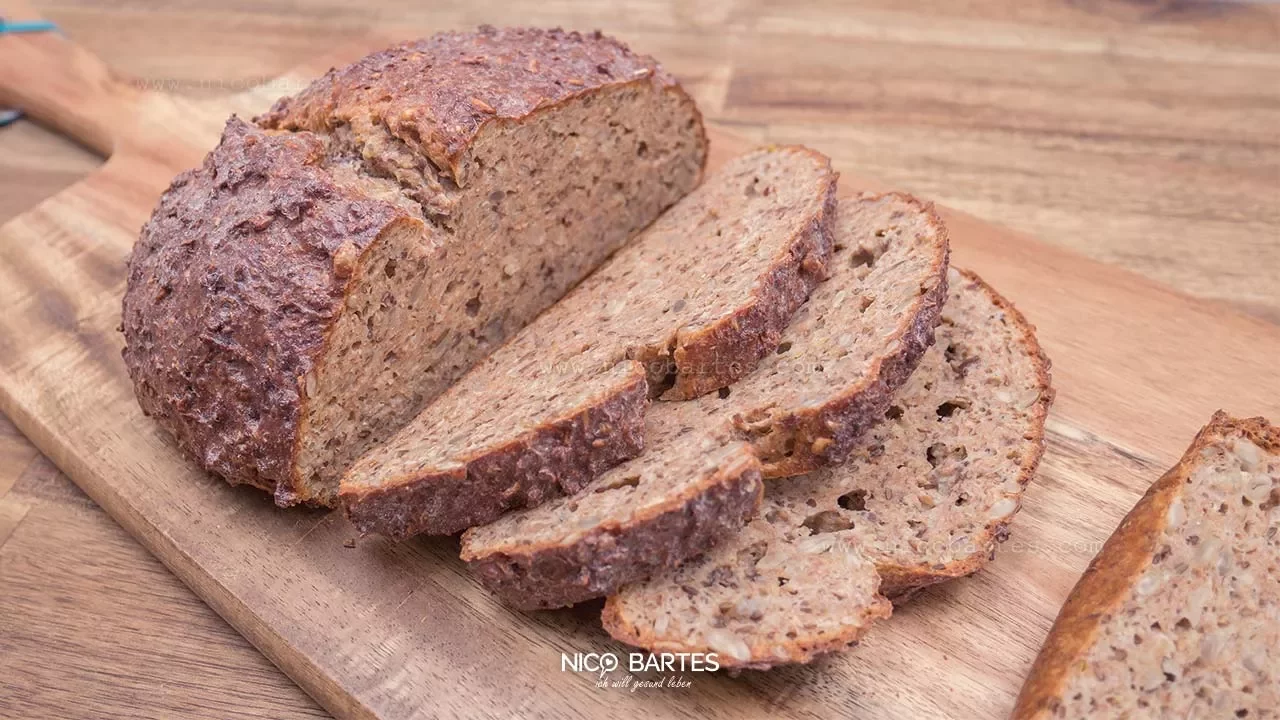 
          
          
          
            
            Schnelles Low-Carb Eiweißbrot ohne Kohlenhydrate
          
        . 