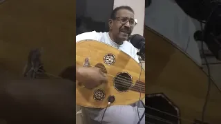 ليلة الاحد لي مرت بذكر الخواطر  كلمات والحان الدكتور والفنان ابوبكر سالم بلفقيه دندنها