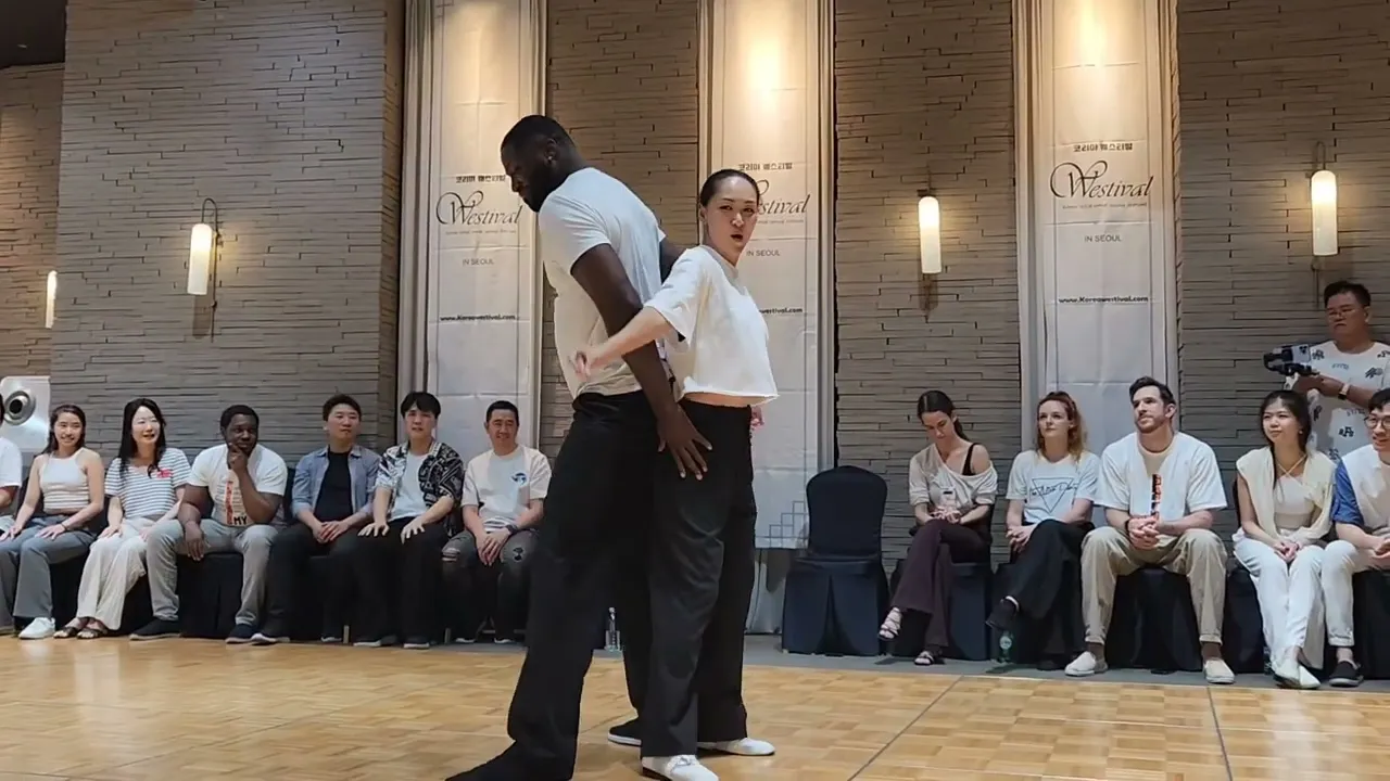 Novice Winner Akane Hashino & Kenneth Rutland - Winner J&J Korea Westival 2024
