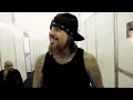 Korn performs Sepultura's 'Roots Bloody Roots' with Andreas Kisser & Derrick Green