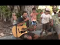 Jack Johnson Singing to Children "Upside Down"