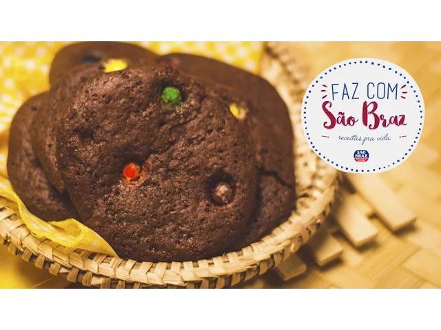 COOKIES DE CHOCOLATE COM MISTURA PRA BOLO