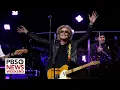 Legendary musician Daryl Hall brings timeless quality back to the stage