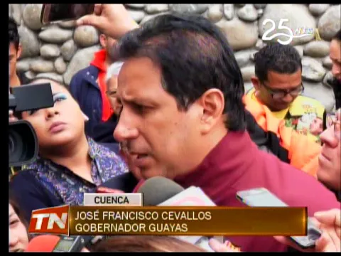 Gobernación de Azuay y Guayas apoyan a familiares de víctimas