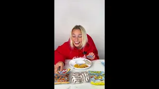 NOT MY HANDS CHALLENGE - Can our Candyologists build the perfect platter... when only one can see? 👀