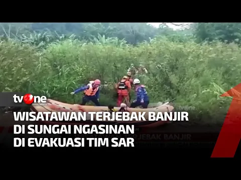 Tim SAR Evakuasi Lima Wisatawan Terjebak Banjir di Sungai