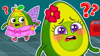 Oh, No! Avocado Baby Got Lost! 😱 Where Is My Mommy?