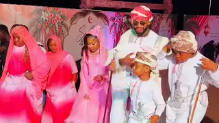 DIAMOND NA WATOTO WAKE WALIVYO INGIA KWENYE AROBAINI YA SANDRA NASIB // TAZAMA HAPA....