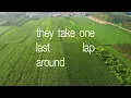 Luke Bryan - Kick The Dust Up (lyrics)
