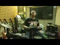 Download Lagu selalu jauh dari cinta cover by RAJA band