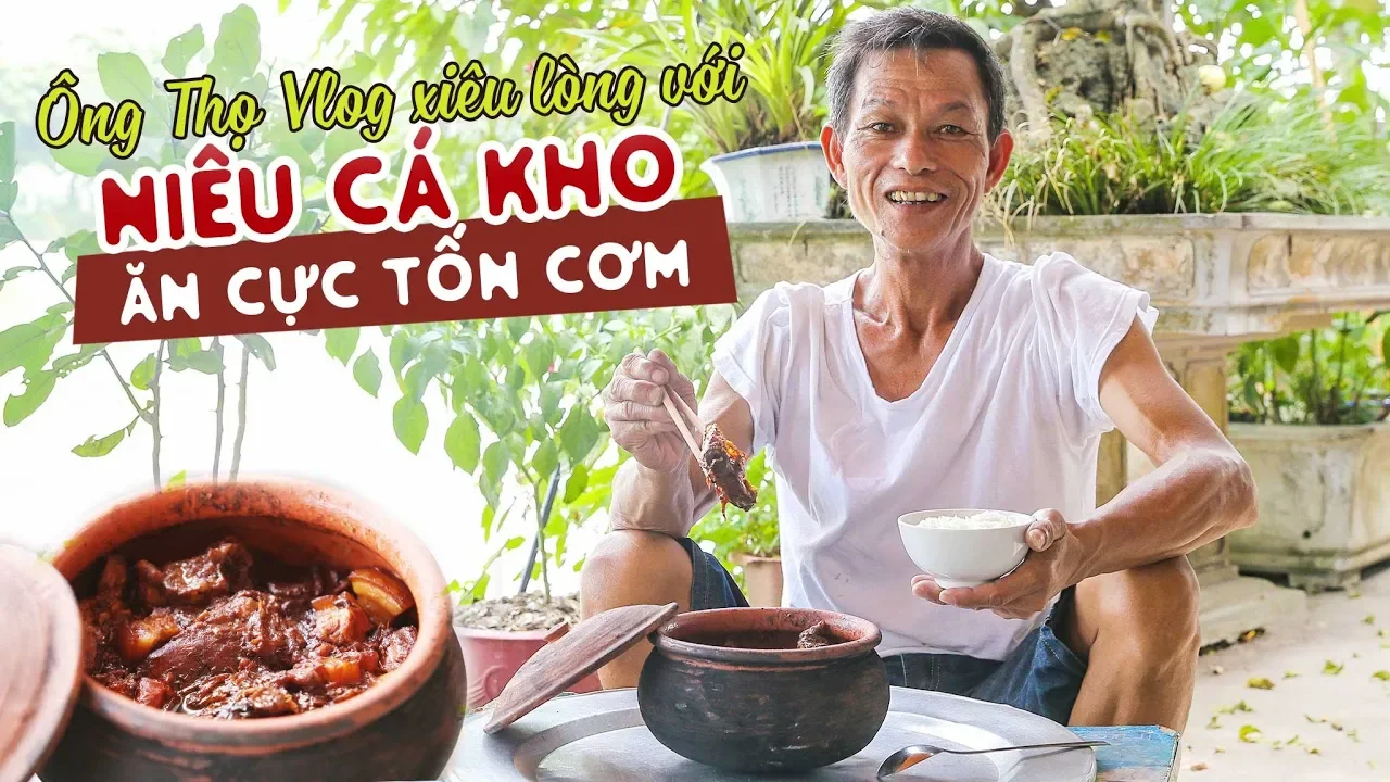 Outline Video Ông Thọ Làm Niêu Cá Kho Ăn Cực "Tốn Cơm" | Baised Fish In An Earthenware Pot