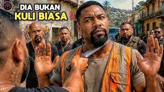 gangster ini tak tahu kuli bangunan yang mereka ancam adalah mesin pembunuh