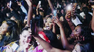 adekunle gold high live performance melbourne 2022