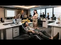 Download Lagu 囂張女不顧眾人勸說執意開除窮小子，怎料小夥竟是1分鐘賺9999W的銷冠，對家女總裁慧眼識珠開出千萬股份求小伙入職，走上人生巔峰#前脚我被开后脚公司就破产