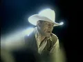 Pancho Barraza - Mi Enemigo El Amor (Video Oficial)