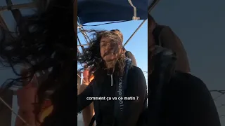 Entre 28 et 30 noeuds sur un voilier, ce n’est pas le plus confortable, ça c’est sur !🤣⛵