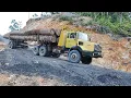 Download Lagu MERCY VS RENAULT LOGGING TRUCK EXTREME.....!!!