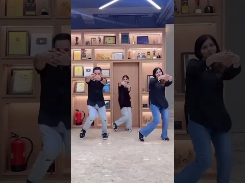 Soft Family Dance Moves ❤️ #dance #family #harpreetsdc #shorts                 | Harpreet SDC Shorts
