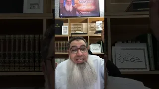 أعظم شعيرة    وفيها حجر تبوسه و حجر تدوسه طيب لماذا هذا دندنها