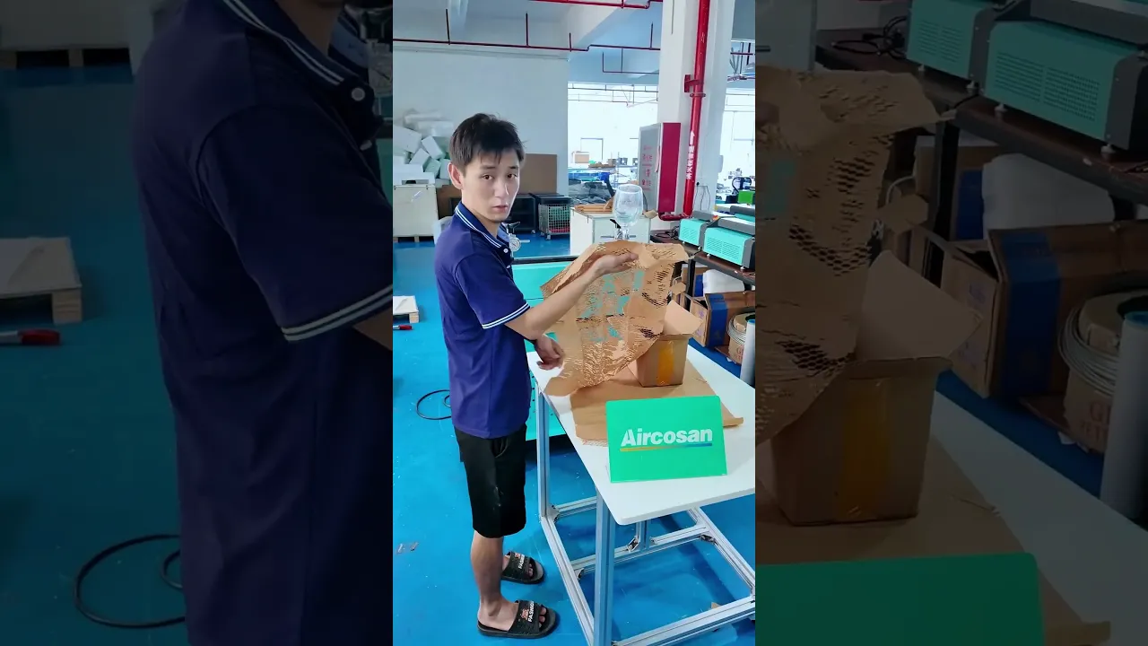  Fully automatic honeycomb paper machine. Manufactures honeycomb paper pads directly. Eco grade for cross-border shipment. 