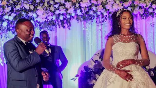 VITUKO HARUSI YA RINGO AKITAMBULISHA WATU ASHINDWA KUJIZUIA AMPA NENO TAMU MKEWE 