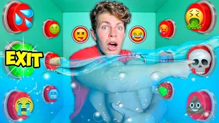 underwater 100 mystery buttons only 1 will let you escape the box 