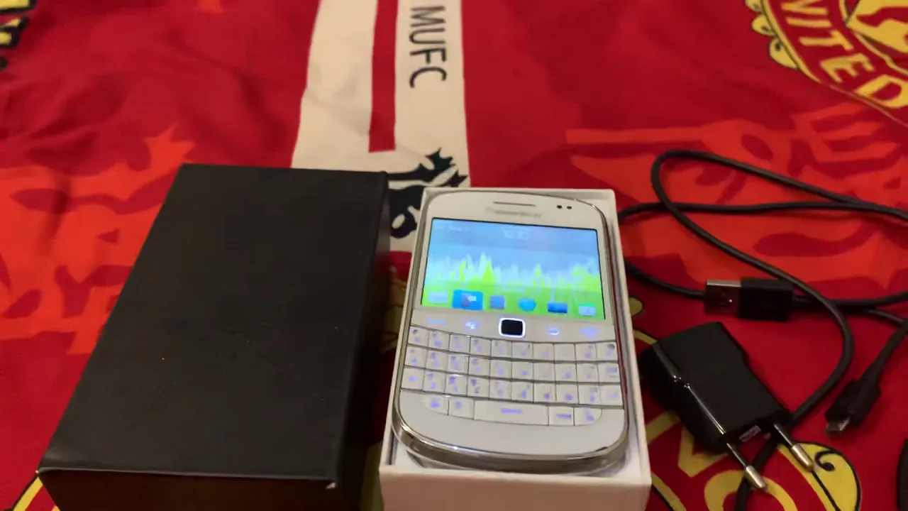 Nostalgia Blackberry 9900