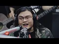 Autotelic performs “Laro” LIVE on Wish 107.5 Bus