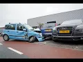 Download Lagu Auto ramt geparkeerde voertuigen in Kampen na botsing