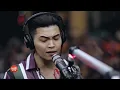 Daryl Ong performs "Don’t Know What To Do" LIVE on Wish 107.5 Bus