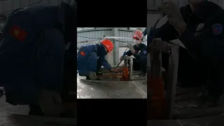 Watch the build of a performance catamaran #odiseacatamarans #performanceboats #welding #boatbuild