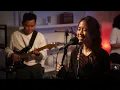 Download Lagu Dia -  Sheila Majid | Cover by Nadine Maulana (Live Recording) | Weekend Booster #30