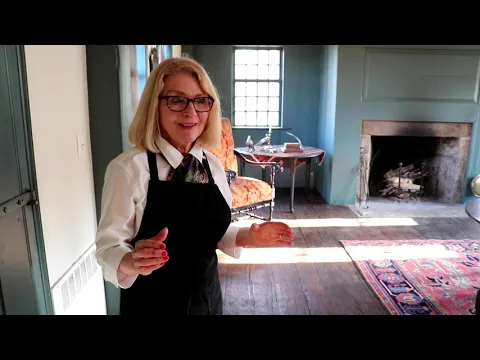 Download MP3 HOUSE TOUR | Charming Bed \u0026 Breakfast Lets Guests Travel Back In Time