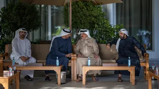 رئيس الدولة يلتقي ملك البحرين بحضور محمد بن راشد دندنها