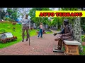 Dia Melompat Lebih Tinggi, Living Statue Prank, Human Statue Prank
