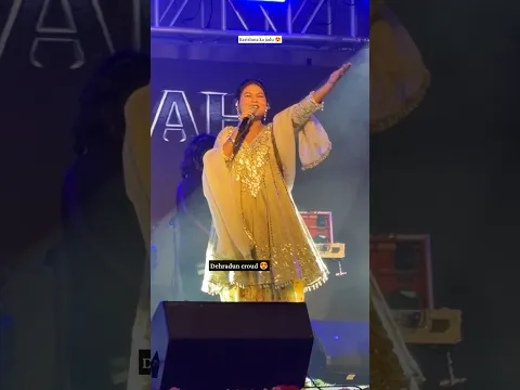 Pahadi Vibes Hit Different⛰️#Shorts #viralreels #karishmashah #pahadi #viralshorts #liveperformance