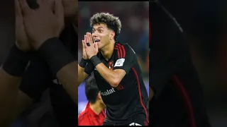 مين بيحب امام عاشور وهو صغير جمهور الاهلي هنا امام عاشور Shorts  مين بيحب امام عاشور وهو صغير جمهور الاهلي هنا امام عاشور Shorts
