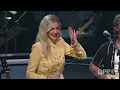 Kelsea Ballerini     Hole in the bottle   Grand Ole Opry