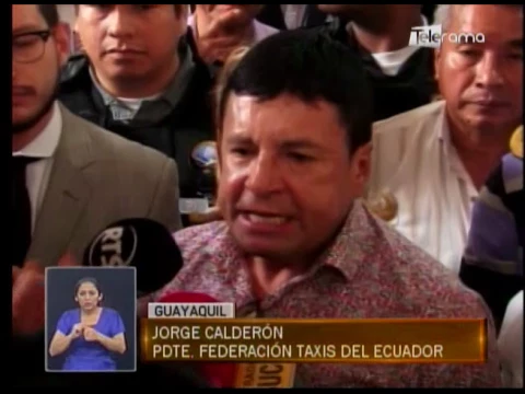 Taxistas realizaron movilización contra informales