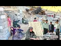 Download Lagu Painful tears of grandmother and two orphans: Ruthless officers destroyed the house
