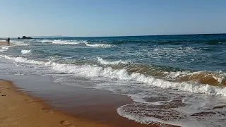 صوت أمواج بحر هائج 