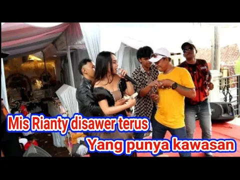 Download MP3 miss rianty - oray welang di medley peyeum bandung - bajidor