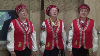 СТАРОВИННА УКРАЇНСЬКА ПІСНЯ СВІТИТЬ МІСЯЦЬ СВІТИТЬ ЯСНИЙ 