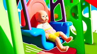 Baby Annabell -nukke keinuu keinussa!